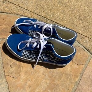 BLUE VANS